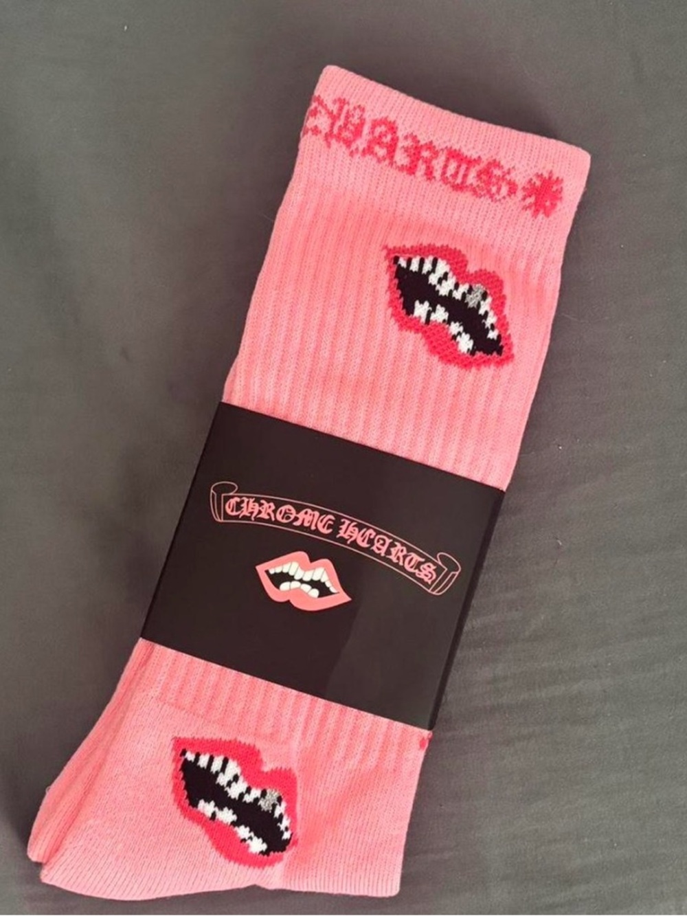 Pink Graphic Lip Socks - Chrome Hearts